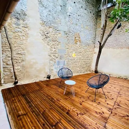 公寓 Studio Avec Terrasse Centre Historique *